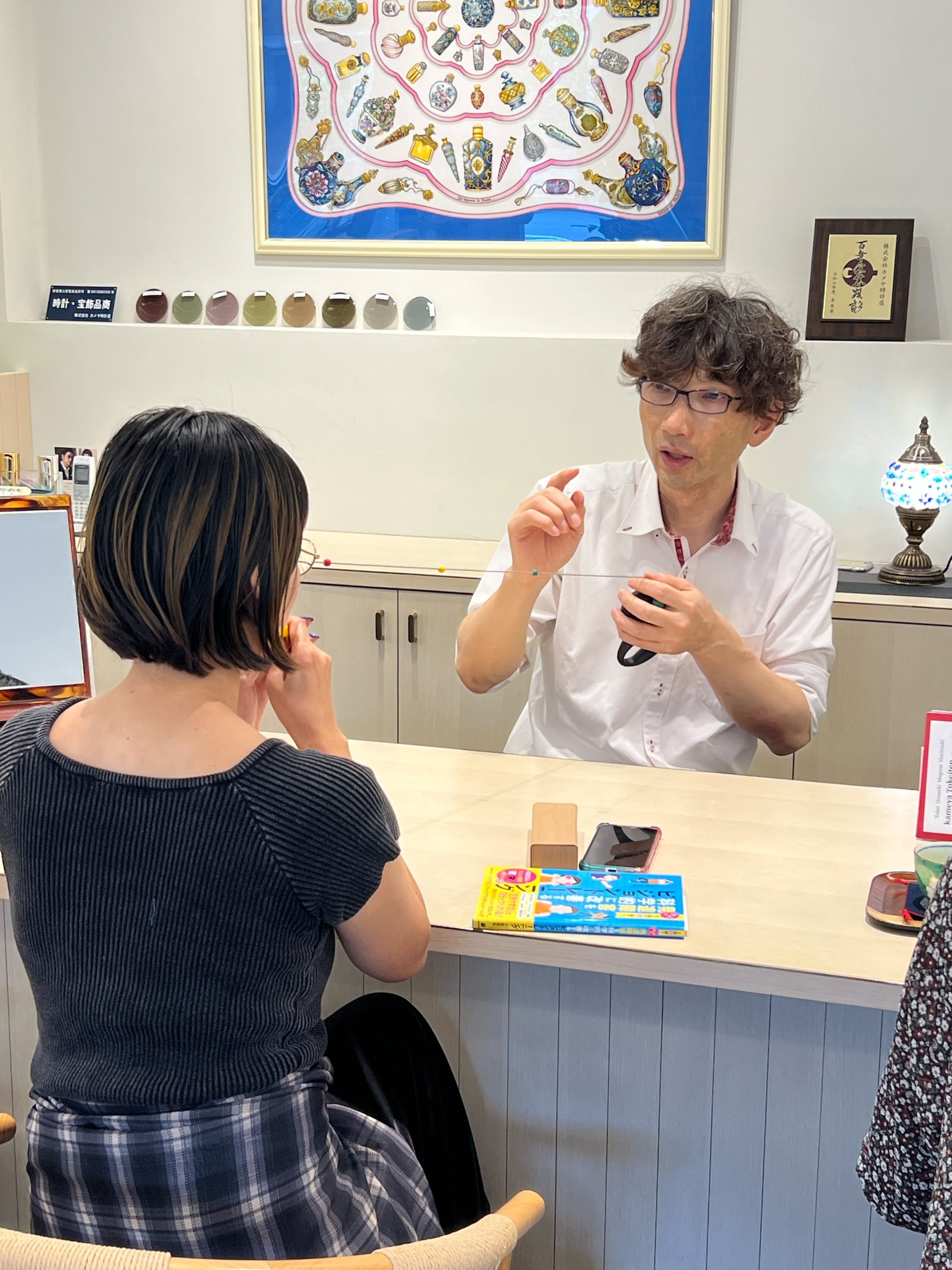 眼の力みと歯のかみしめ　メガネとの関係は？